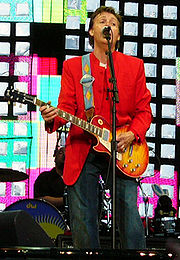 McCartney realiza en Praga, 06 de junio 2004