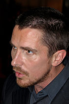 Primer plano de la cara de Christian Bale.