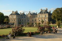 Palais_Luxembourg_Sunset_Edit.JPG