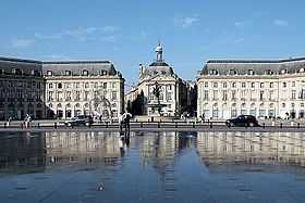 La place de la Bourse et son miroir d'eau.