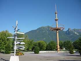 Mât Olympique de l'ancien stade olympique d'Albertville