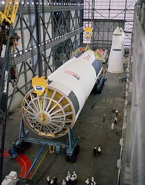 Arrival of the Apollo 10 S-IC stage.jpg