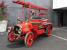 Photo d'un camion de pompiers Delahaye des années 1900