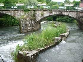 Pont sur l'Eau Morte