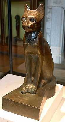 La déesse chatte Bastet, Bronze (Musée du Louvre)