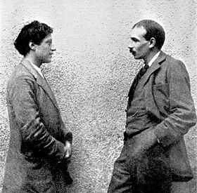 Photographie représentant Keynes et Duncan Grant face à face