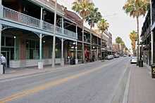  Photo d'une rue du quatier d'Ybor City à Tampa.