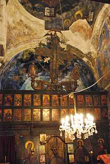 Photographie de l'intérieur de l'église de Tchelopek