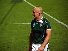 Photo de Denis Hickie sous le maillot irlandais.