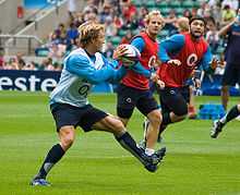 Jonny Wilkinson balle en main lors d'un entraînement