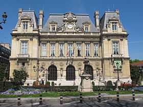 L'hôtel de ville de Neuilly-sur-Seine.