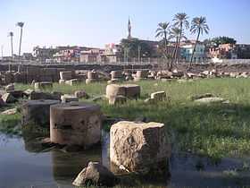 Ruines de la salle hypostyle et du pylône de Ramsès II - XIXe dynastie