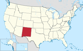 Carte des États-Unis avec le (en) New Mexico en rouge.Surnom« Land of Enchantment » (anglais) ou « Tierra de Encanto » (espagnol)En français : « « La terre de l'enchantement » »Devise« Crescit eundo »« « Il croît en marchant » (il grandit de jour en jour) »