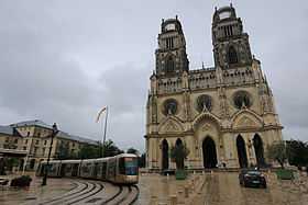 La cathédrale Sainte-Croix.