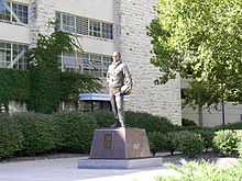 Statue de Phog Allen.