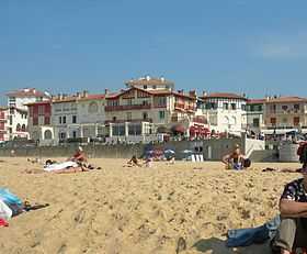 Bâtiments et plage d'Hossegor.