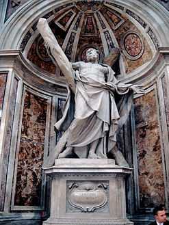 Statue en marbre représentant Saint-André tenant la croix de saint André