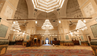 Photo de la salle de prière de la mosquée Sidi Mahrez.