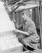 The Employment of Women in Britain, 1914-1918 Q28124.jpg