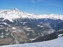 Vallée de Haute-Maurienne vue depuis le haut de station de ski de la Norma